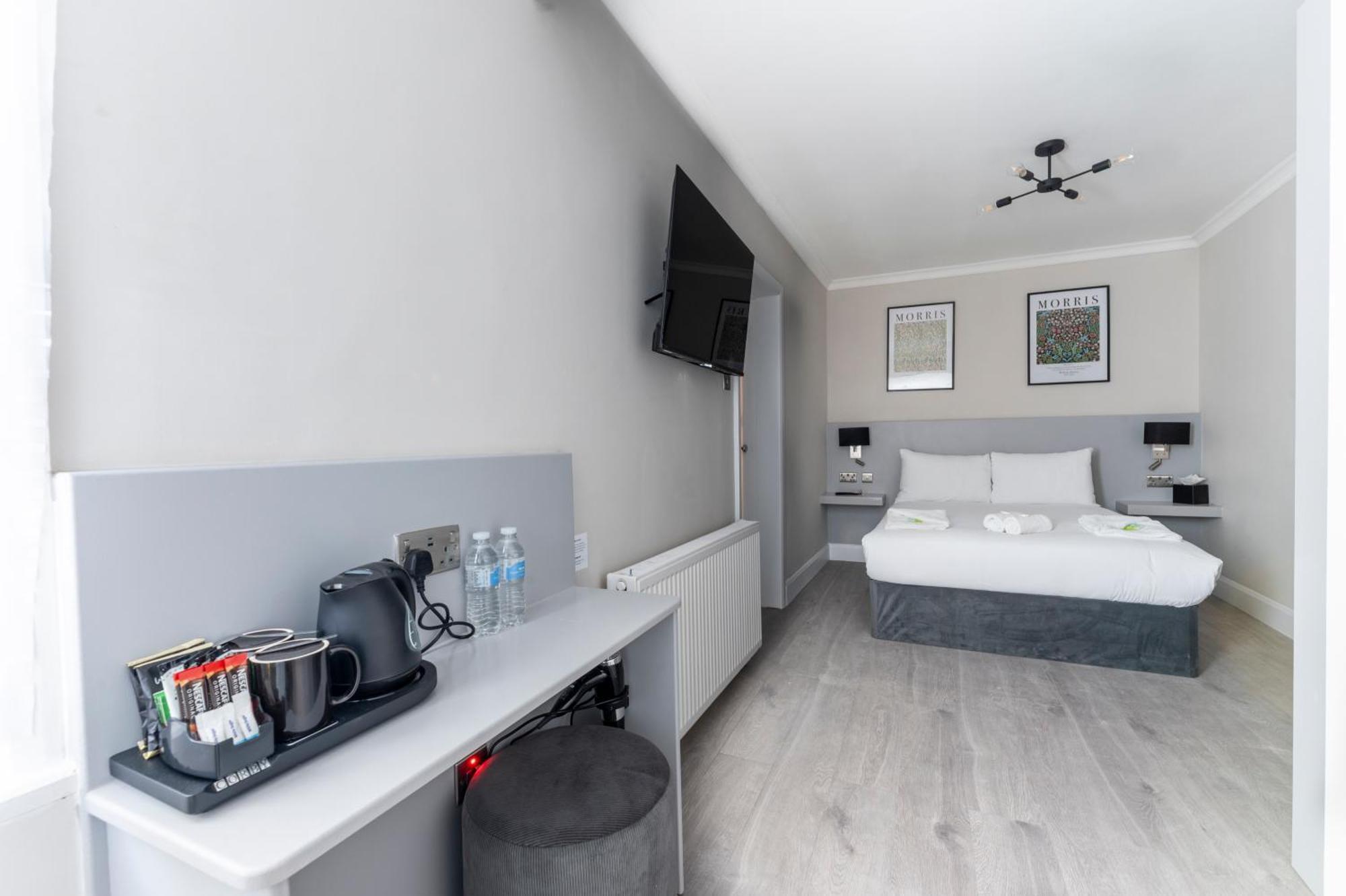 Marina Hotel Londra Esterno foto