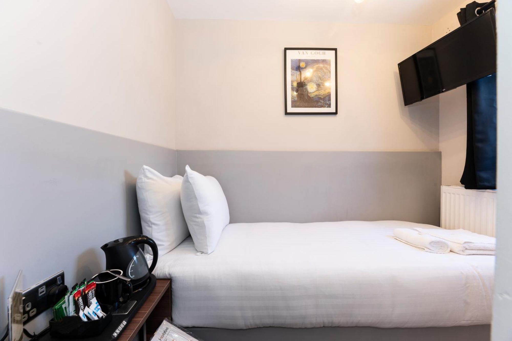 Marina Hotel Londra Esterno foto